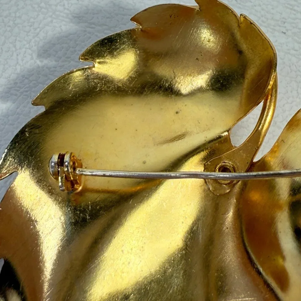 Vintage Leaf Brooch Gold-Tone Faux‎ Pearl Statement Retro